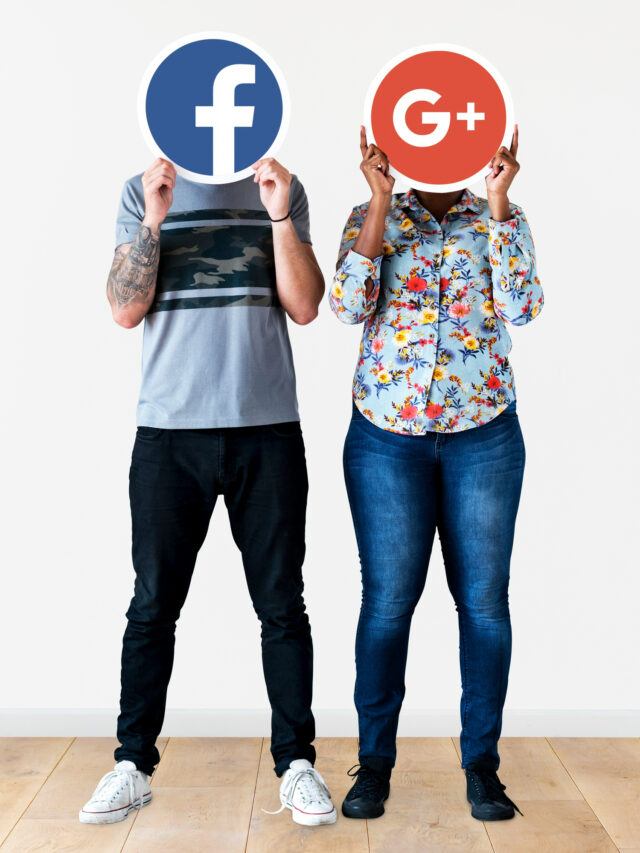 cropped-people-holding-two-social-media-icons.jpg